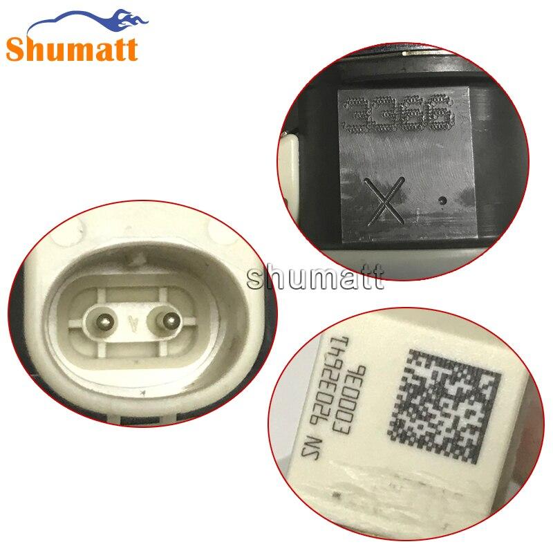 ملائم للـ 20440388 BEBE4C01101 حاقن الوقود